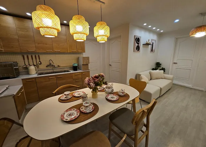 #프라이빗 정숙한 #성신여대입구역 도보3분 #짐보관 #5박이상 조식 아파트 서울특별시